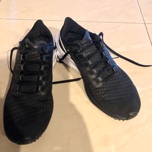 Zoom Pegasus 37 Nike running shoes